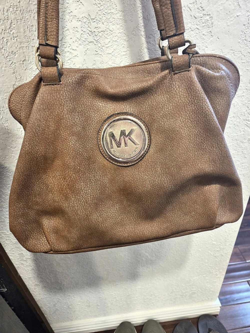 Michael Kors Fulton Large Hobo Brown Satchel